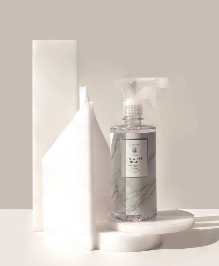 AGUA PERFUMADA INTO THE NIGHT 500ML LENVIE