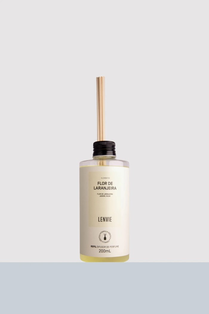 REFIL DIFUSOR DE VARETAS FLOR DE LARANJEIRA 200ML LENVIE